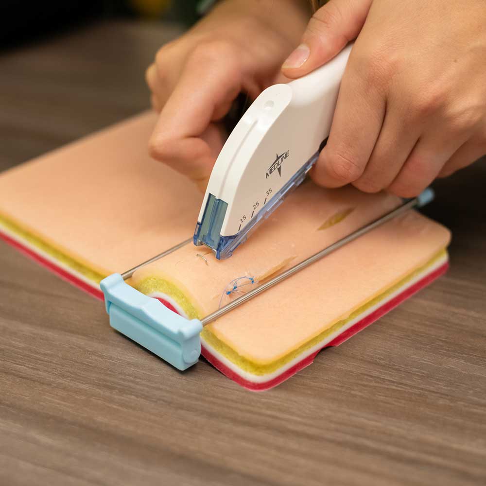 Suture Skill Trainer