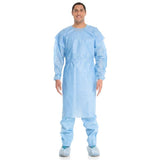 HALYARD* Tri-Layer AAMI3 Isolation Gown